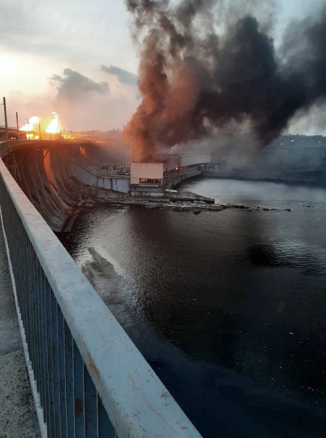 6ecef579-fdfc-4e1b-88ee-ac9e3f3a1a1a