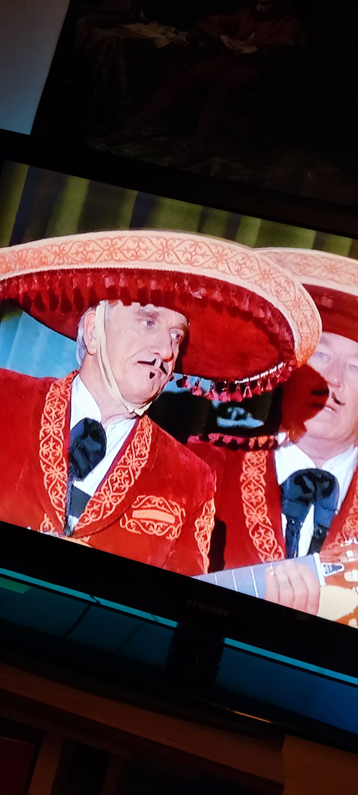 e7dd8782-b935-4beb-8091-5e6a628d2670