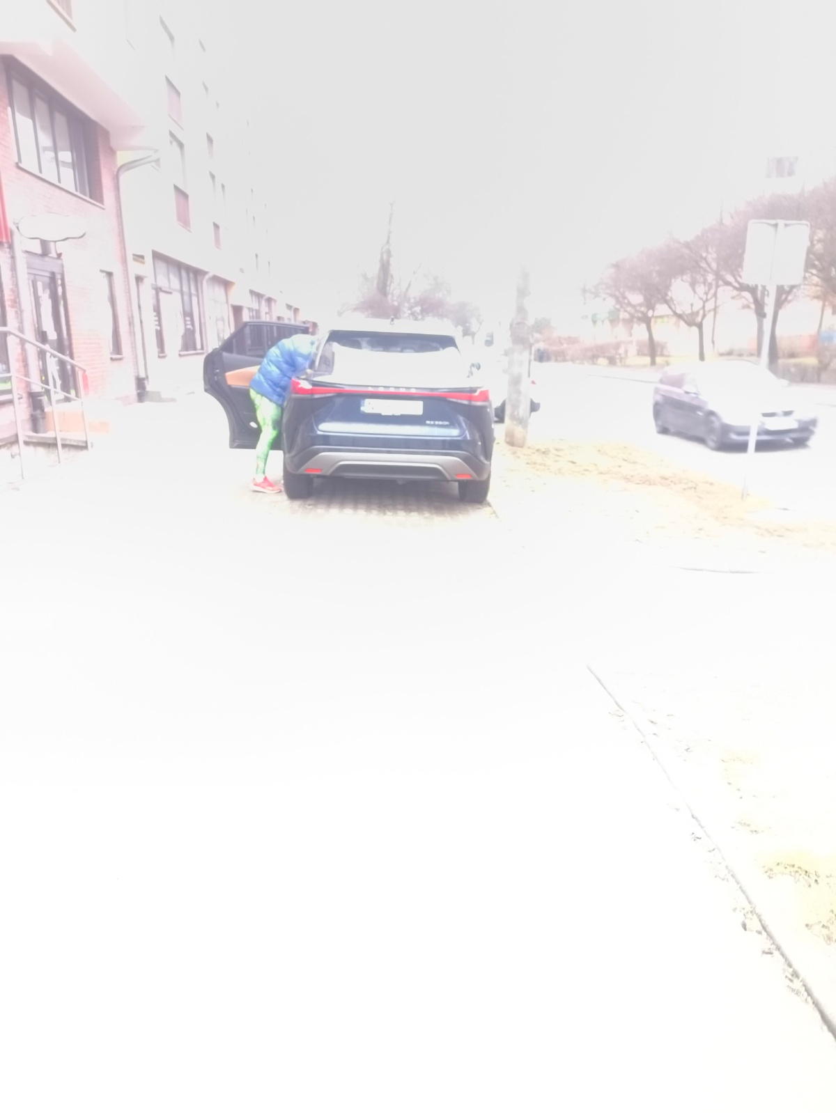 e6735304-d511-4a76-9718-3b9508e43731