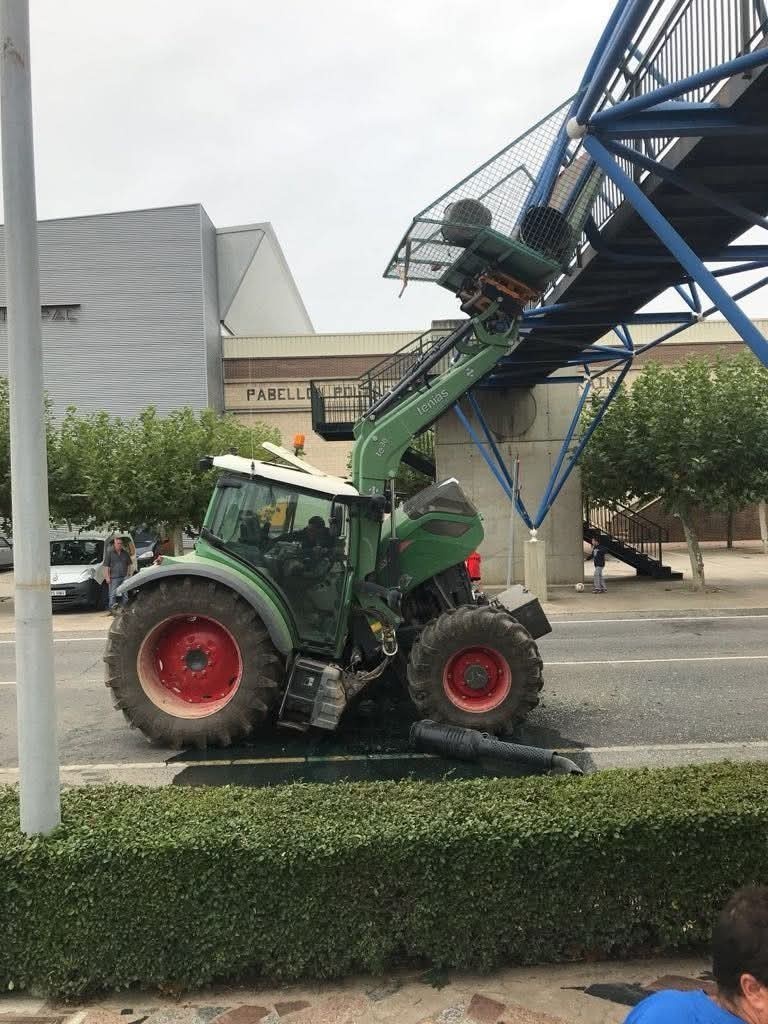 a8999ff7-92e9-4d59-ac67-c59342b24da0