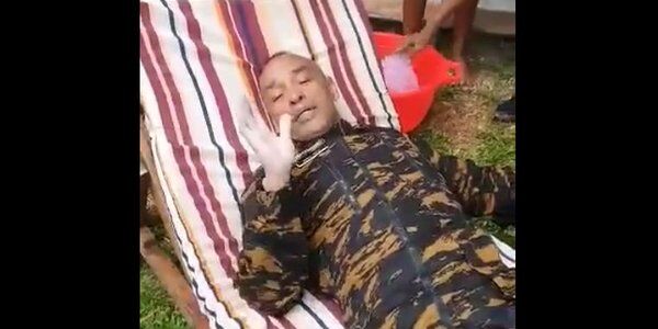 Minister z Madagaskaru przeżył katastrofę helikoptera. Pływał przez 12 godzin