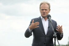 Donald Tusk zabrał głos ws. uchodźców. "Polskie granice muszą być szczelne"