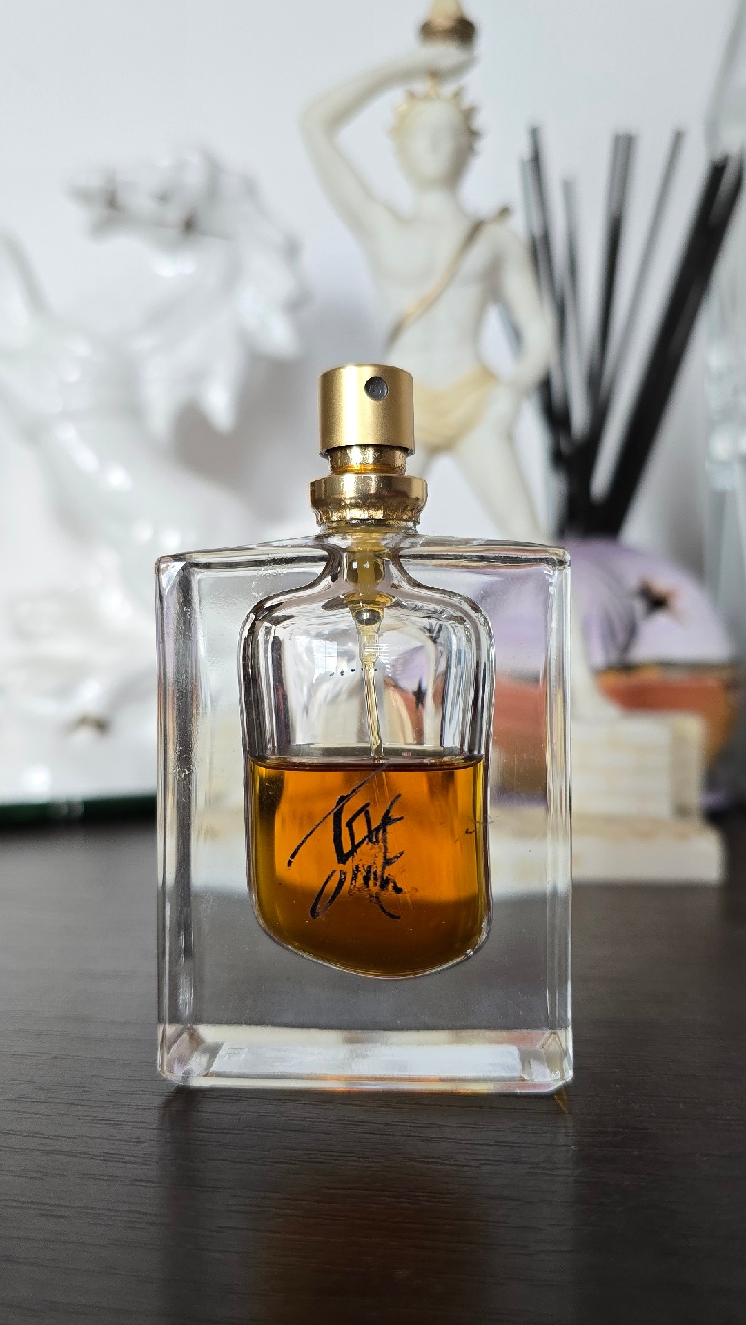 ac0d9fe6-f7b6-4e97-903c-412369bf4ac2