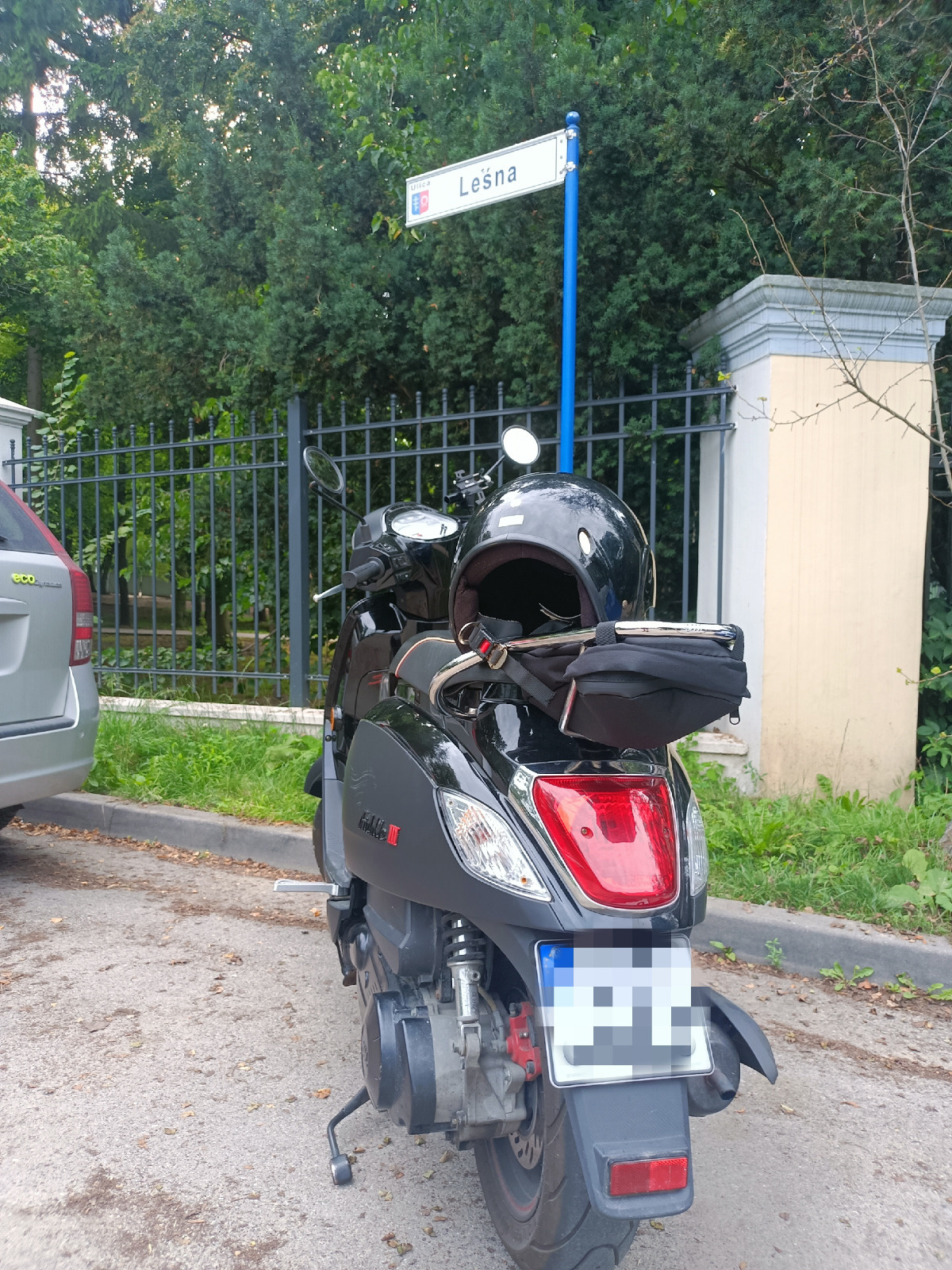 2135b683-ca78-444e-bb05-bb348325f7fb