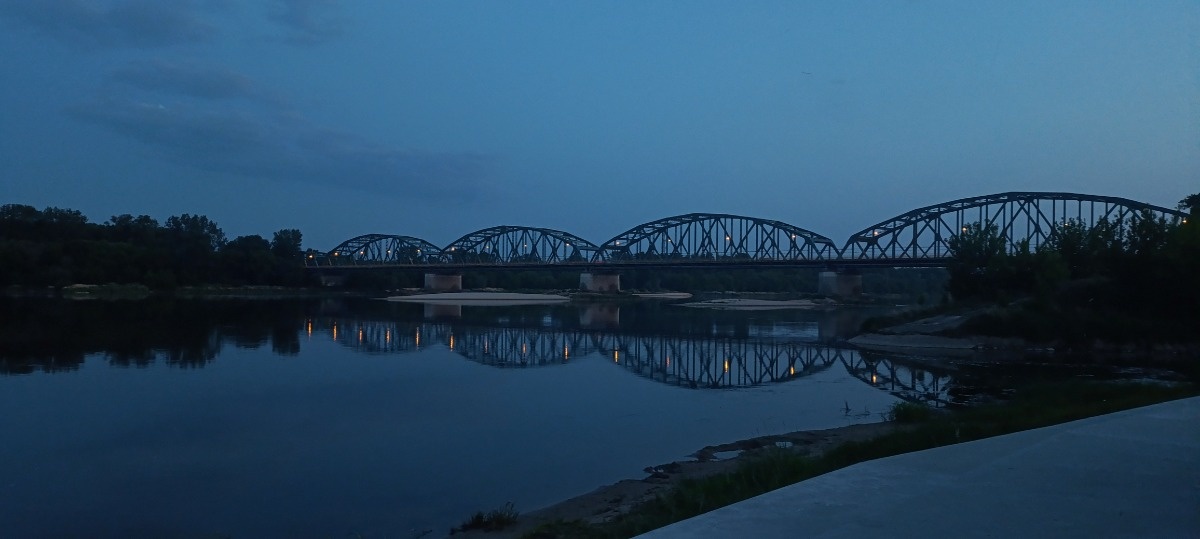 6c98990b-285c-4ce4-a1a2-beeeb1faead5