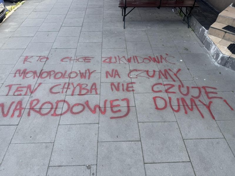 98a32d52-5d14-43e3-bd78-686234152b76