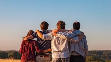 Małopolskie. Gang nastolatków kradł paliwo z samochodów
