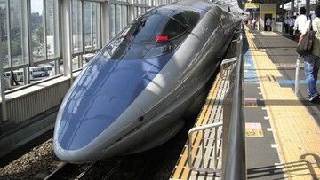 Szybkie lokomotywy dla PKP Intercity. Siedmiu zainteresowanych dostawą