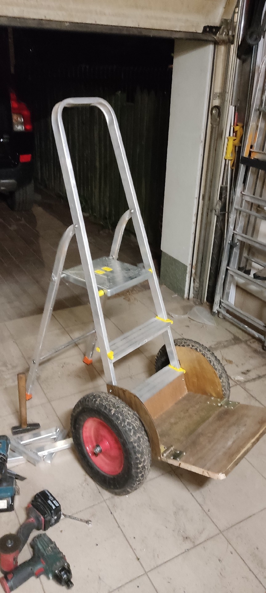 4bd9eeee-10cb-485e-809d-8b89d3b7bfc4