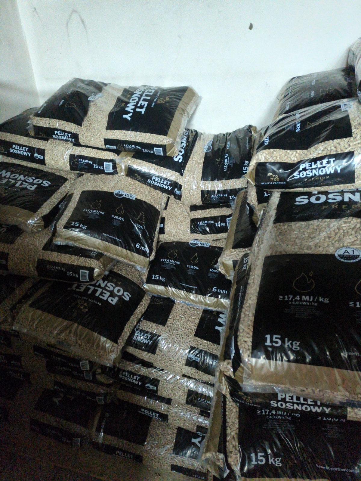 9f1ca315-5513-40b3-a5a4-88a1577eb03c