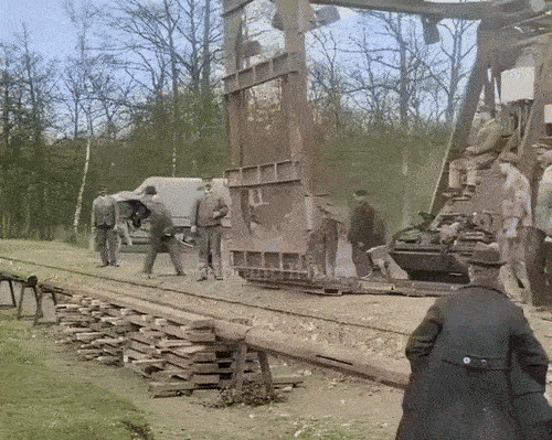 98126951-632d-46a8-92c5-c0b6d8032286