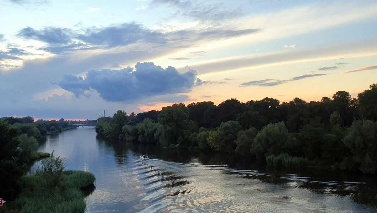 bed71430-d68f-4f3e-b16b-4ccb5c1f124b