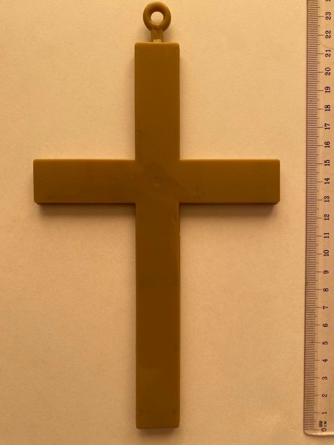 Krzyż, który nauczycielka wyrzuciła do kosza