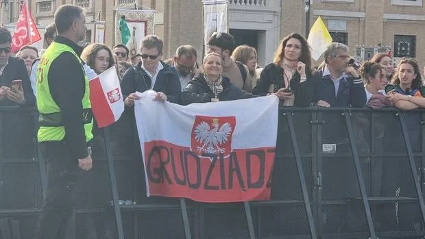 aa3a17ea-3a9e-499c-9780-5a4d4695bd87