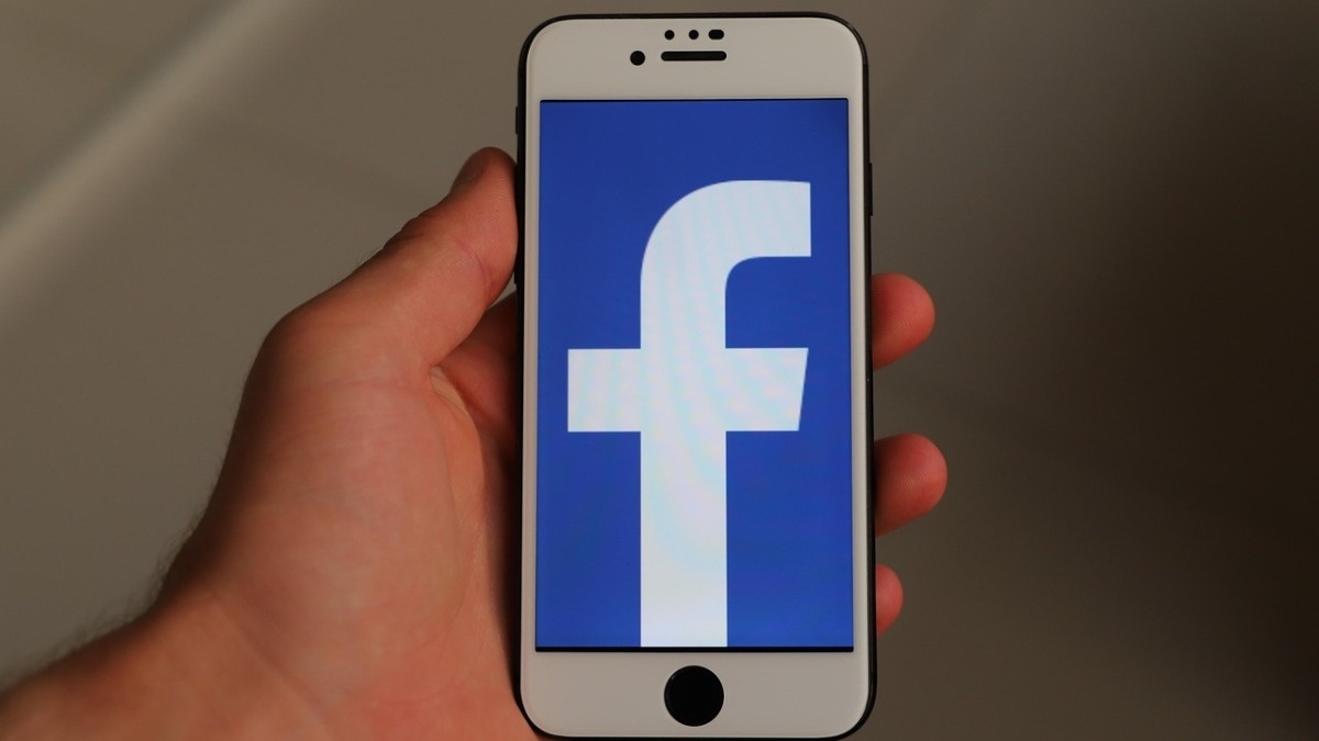 Dzieci poniżej 15 lat mogą zostać wyłączone z mediów społecznościowych