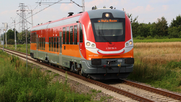Bilety za złotówkę dla medyków na kolei. Przewoźnicy kończą promocję