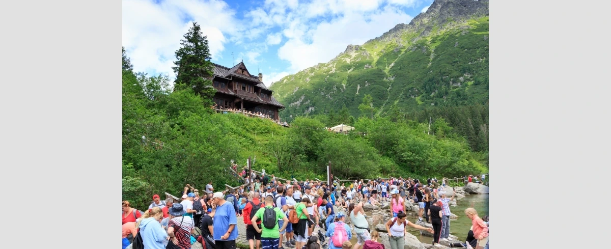 Elektryki mają wozić turystów na Morskie Oko. Ale zimą i tak nie wożą