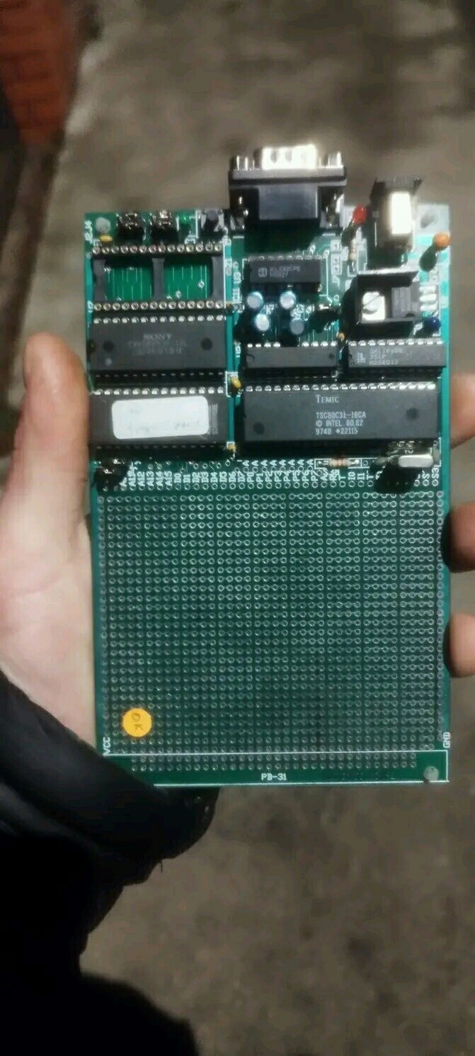 e9542d78-2e25-46ab-9099-b68f1081f4fb