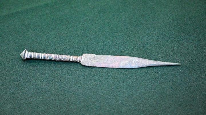 Zachodniopomorskie/ Sztylet sprzed 3 tysięcy lat znaleziony na plaży