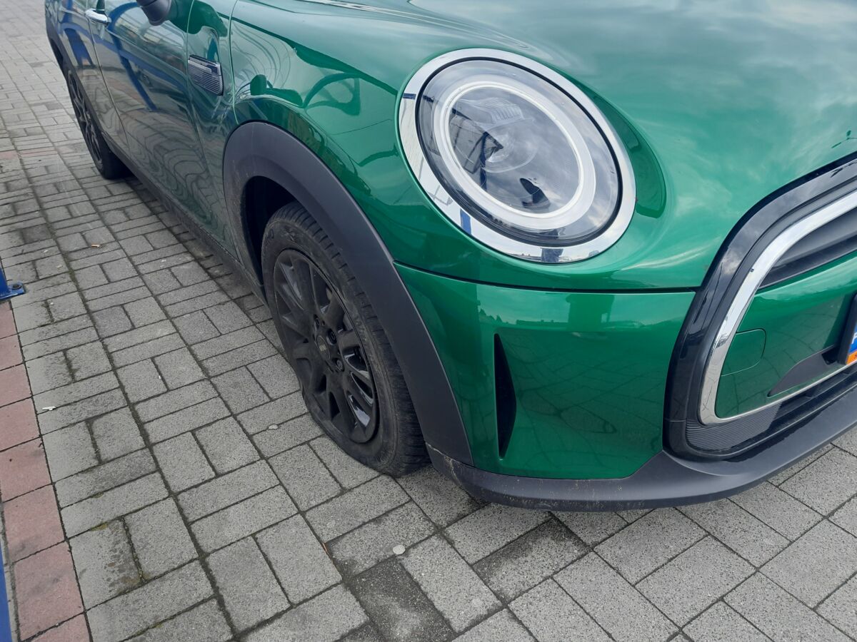 a38ae184-13ed-413e-a87b-f816f4b70640