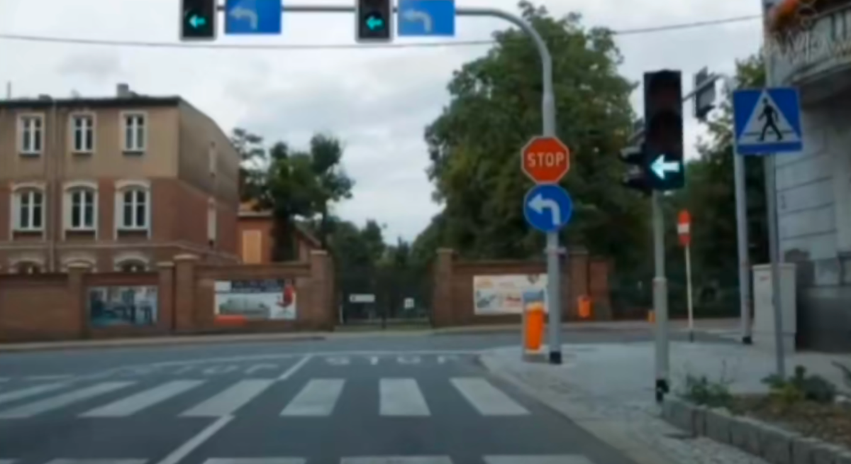 2764f6bc-bc81-466f-92e4-f003263d65e1