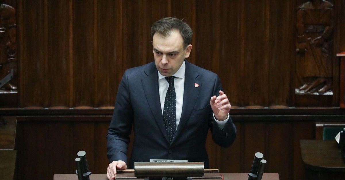 Atak z 17 państw na polski system. Minister ujawnia prawdę o problemach z KSeF