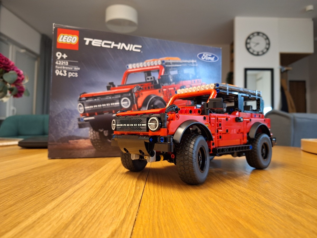 a8a82785-8c86-45e4-a066-cb5d5bda7440