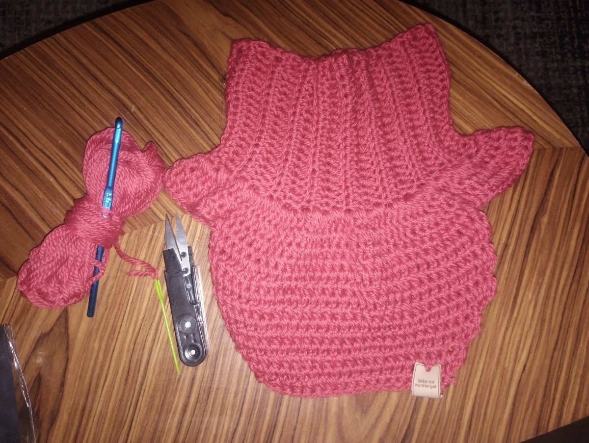 fe68f9b9-3c73-4b8b-8121-1eff73e3f9d3