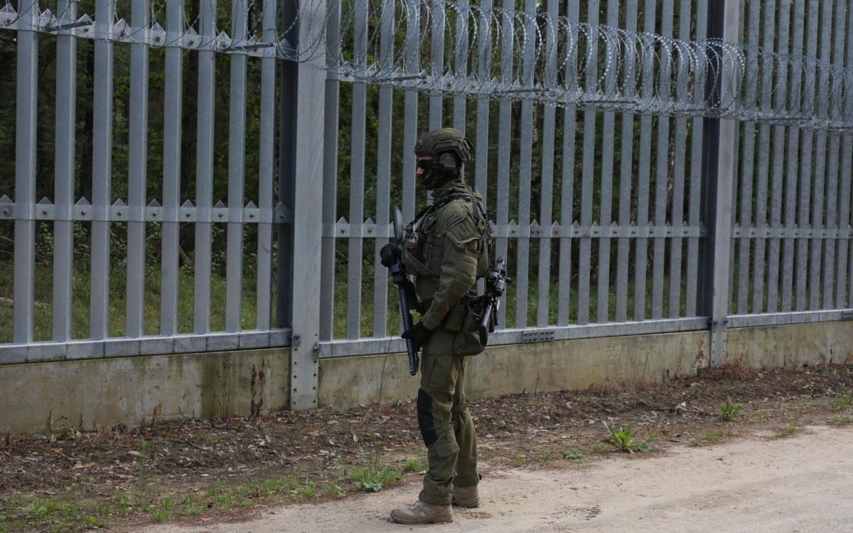 Aktywistka podejrzana o przemyt cudzoziemców. Wiemy, kim jest i jak pomogła migrantom