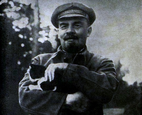 Nienawidzili ludzi, ubóstwiali zwierzęta. Ci dyktatorzy oszaleli na ich punkcie