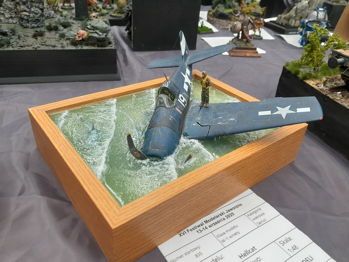 35a77ef4-abd7-4f2c-ac4e-d65c2c0a4b7f