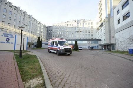 Ponad 200 nowych przypadków COVID-19