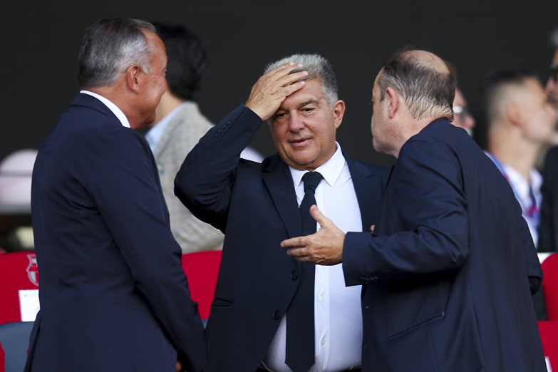 Oficjalnie: Barcelona znów poza zasadą 1:1 - operacja sprzedaży lóż VIP zakwestionowana