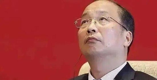 Xi przeprowadzi czystkę wśród regulatorów rynków finansowych?