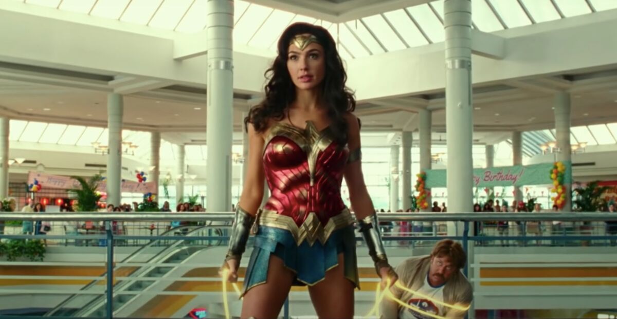 Wonder Woman 1984 - Patty Jenkins nie jest fanką hybrydowej dystrybucji filmu