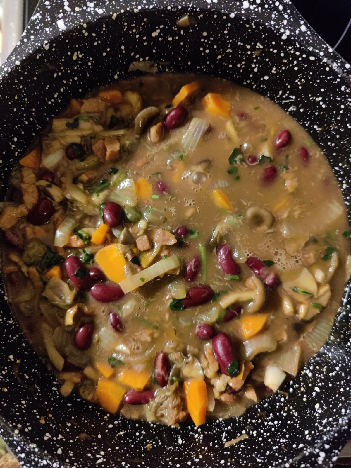 e94ccf74-cc81-40ef-934f-46c3eebe7ac3