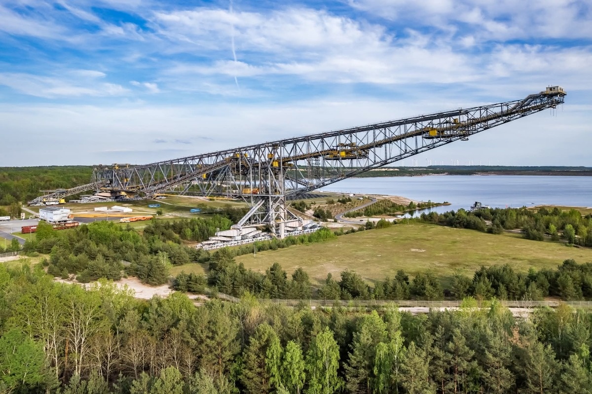 81dedd76-3e0b-4245-ac07-9d3ef3e543cf