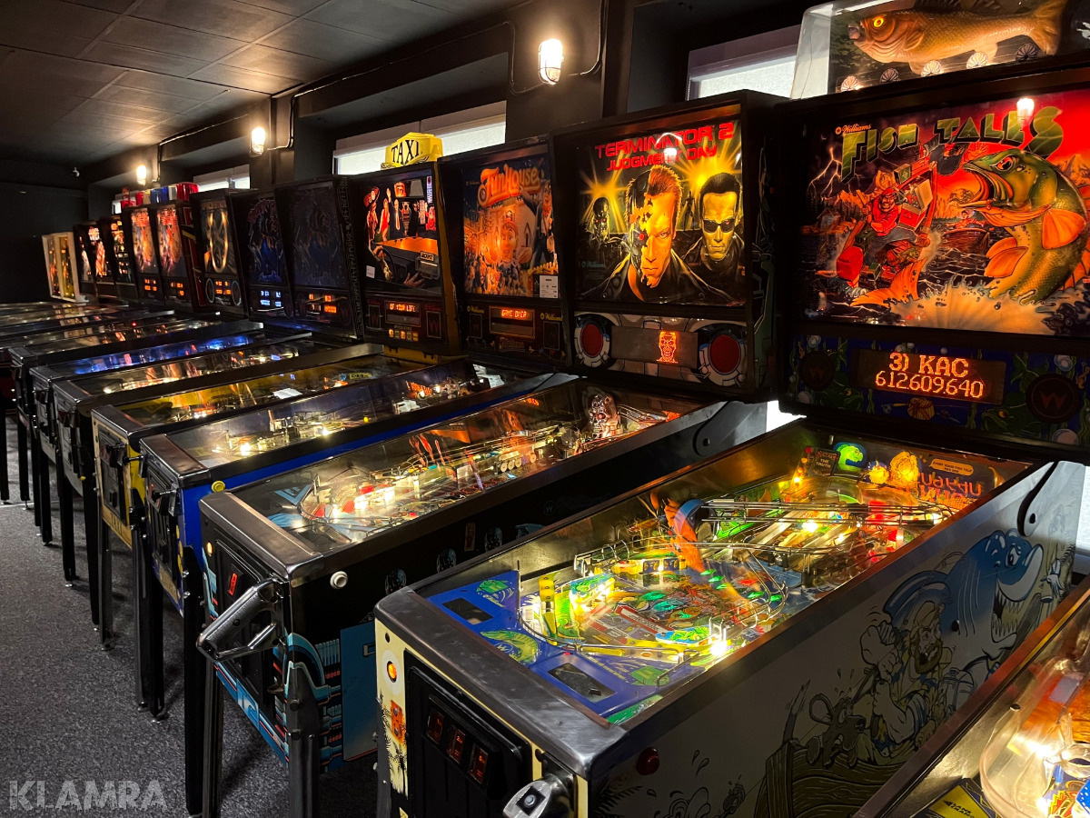 1dba7d44-83b4-4c8e-b5a2-b281e063c6ed