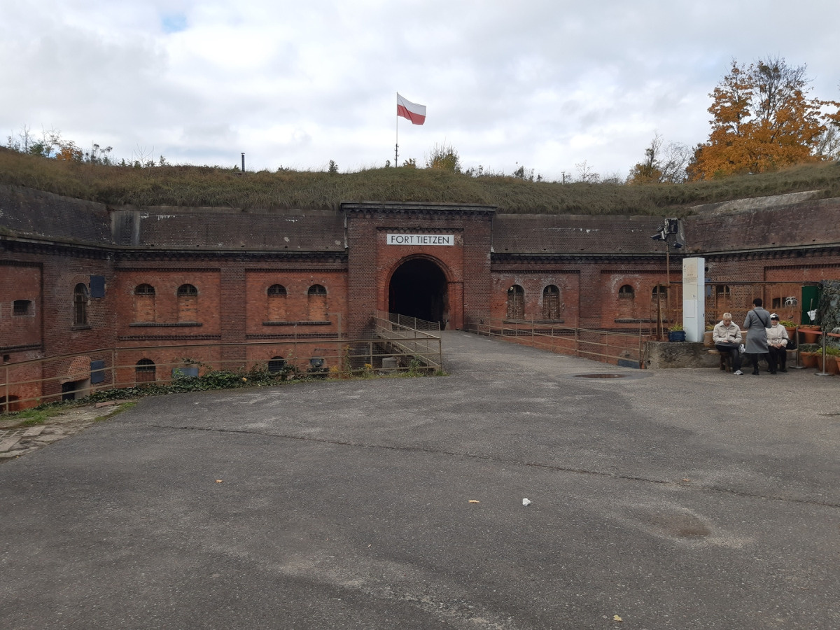 731297e0-4e43-41f7-96f9-aa811f182876