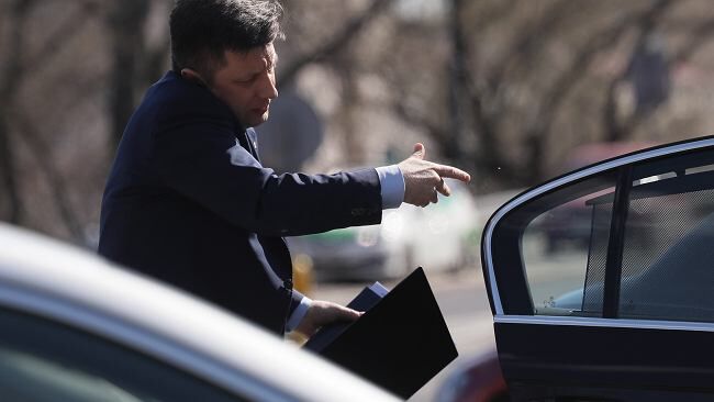 Michał Dworczyk żąda sprostowania od "Wyborczej". "W związku z szeregiem nieprawdziwych informacji"