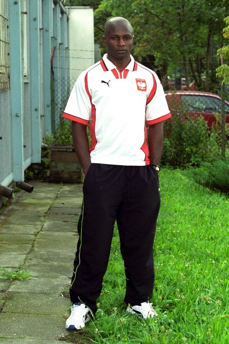 d16c9128-a991-4a85-8211-ee6345e0bcac