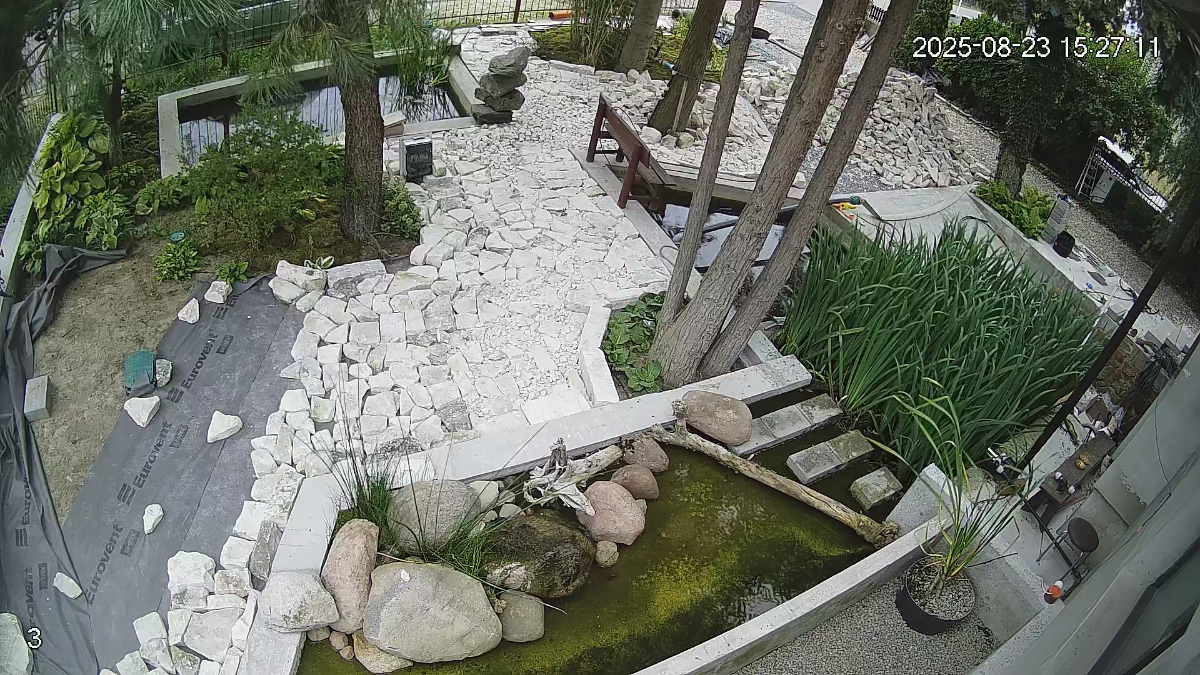 4bda3ae8-91f3-42df-b389-f7e967a963a1