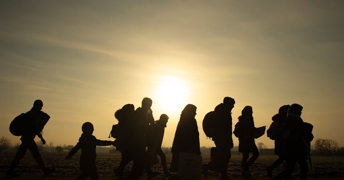 „Nie daj się oszukać”. Polska rusza z kampanią informacyjną dla migrantów