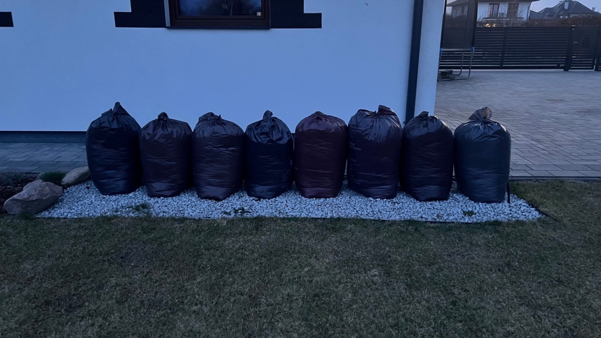 e6d121b1-fa83-4885-a20f-14b06a2a62fa