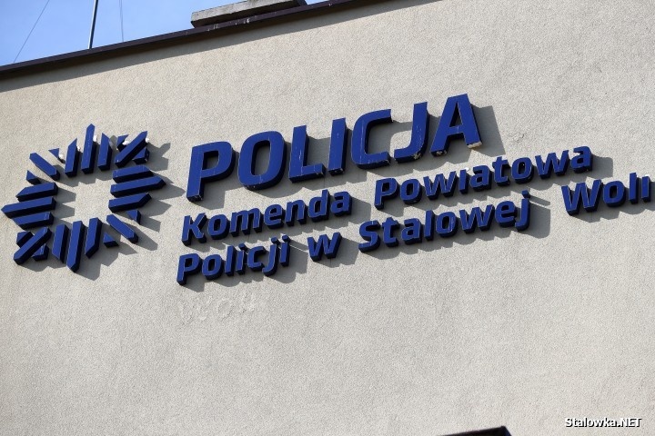 Pijany zastępca komendanta policji na szkoleniu dla negocjatorów. Został odwołany - Stalowka.NET