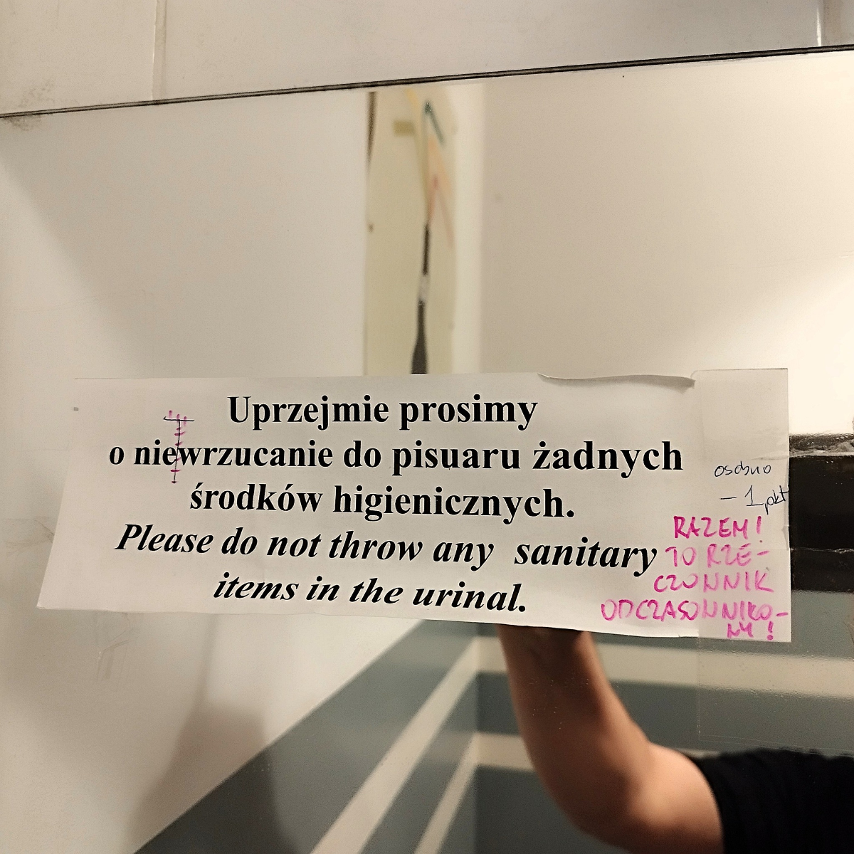 766cde43-b89a-448e-a2b3-3b9fad2d2061