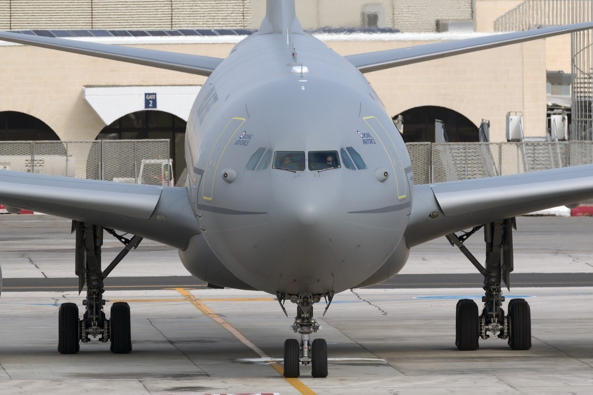 Dwa brytyjskie samoloty wojskowe uszkodzone. Sprawcami aktywiści