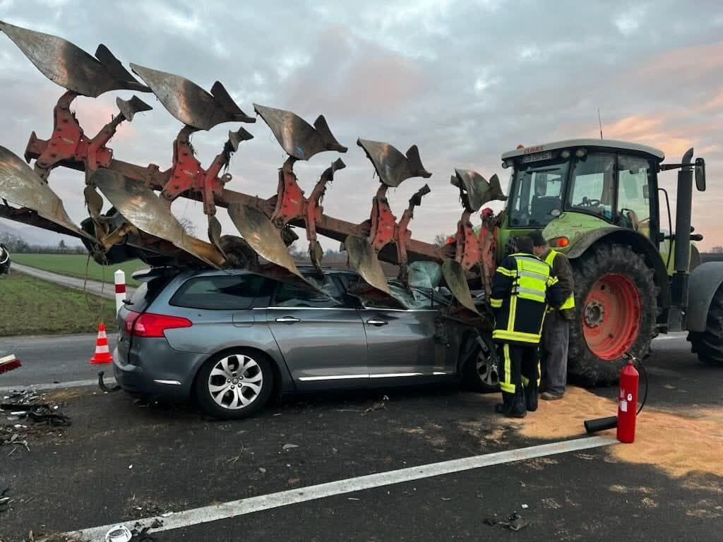 ef09c4ac-6593-4676-8fef-3a7b691e9c43