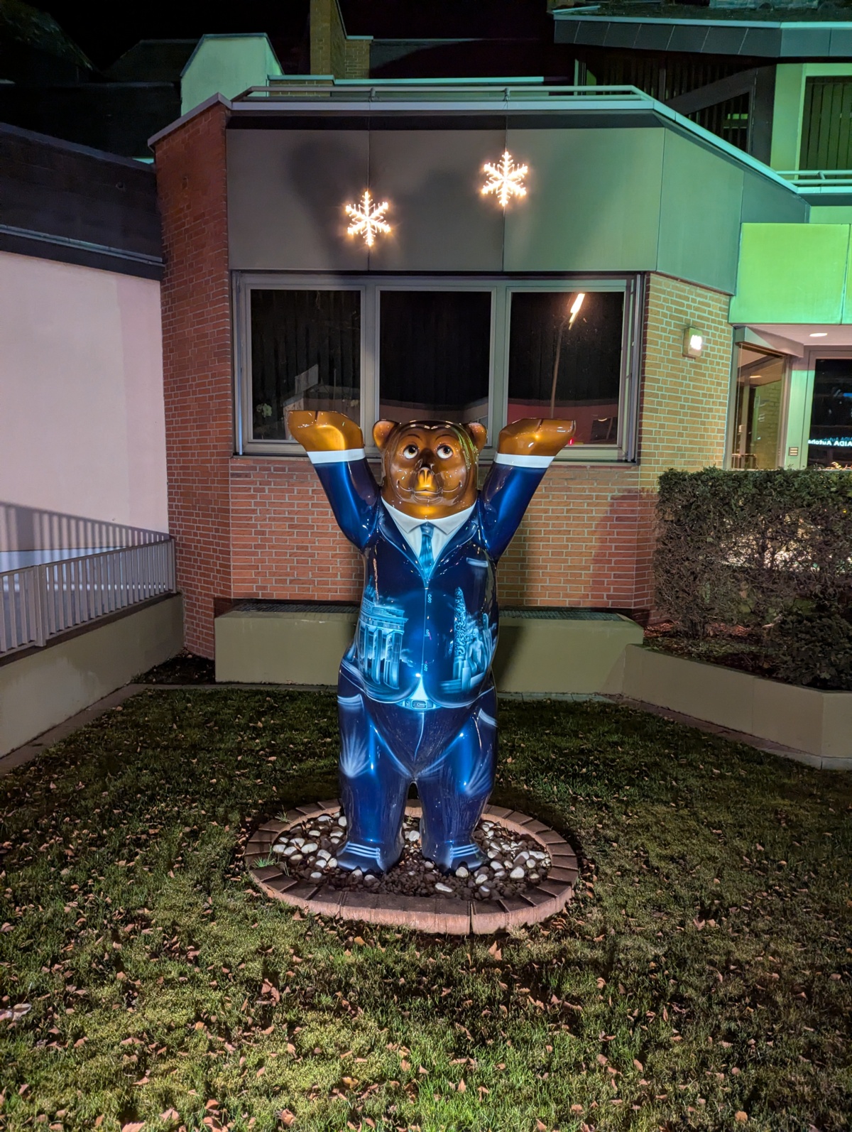 b9430e13-fca9-4954-8813-c657bc17d355