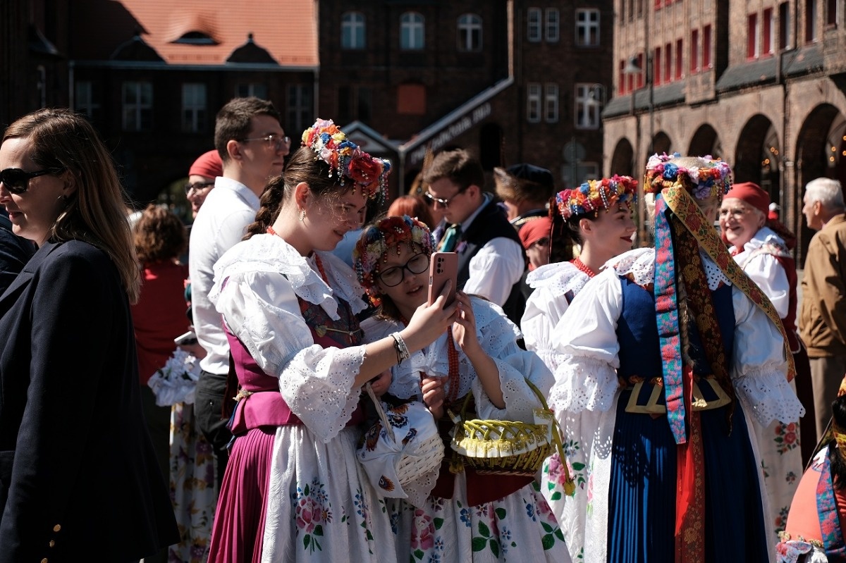 Wielka Sobota Nikiszowiec Katowice 2025 Fot. Piotr Witowski / Urokliwy Śląsk / Śląsk Jest Prze Śliczny